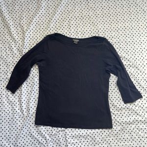 Black 3/4 sleeve long sleeve shirt